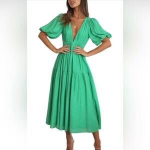 Elegant Green Women's Dress